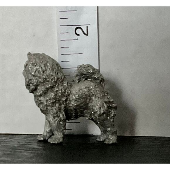Metal Chow Chow Figurine - Picture 2 of 3